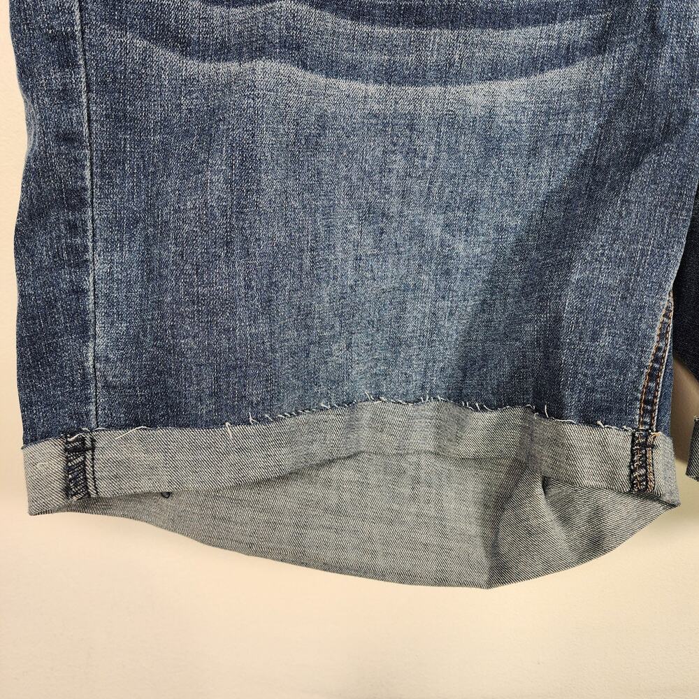 Vigoss Womens Marley Cuff Distressed Denim Shorts Size 16W Mid Rise Blue Jean - Picture 4 of 11